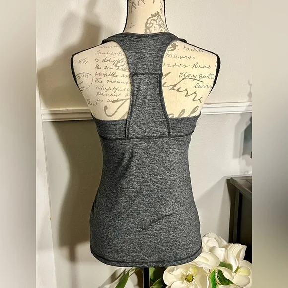 RUC Gap Black Racerback Tank Top built-in bra, yoga, athletic, medium - Picture 5 of 15